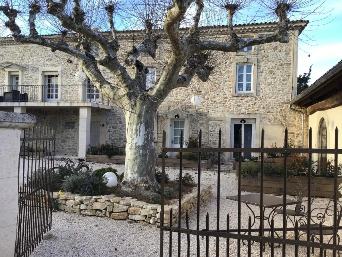 Вілла Domaine Chamarel Saint-Paulet-de-Caisson Екстер'єр фото