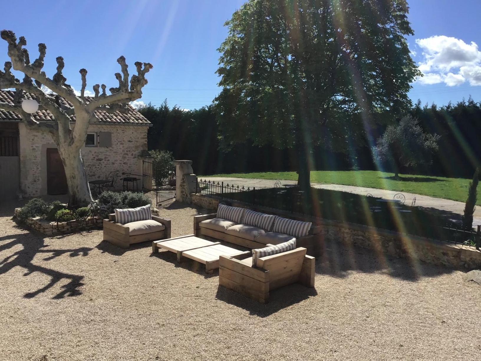 Вілла Domaine Chamarel Saint-Paulet-de-Caisson Екстер'єр фото
